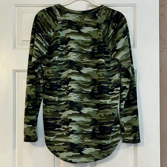 Bobbie Brooks Ladies Soft Camouflage Long Sleeve Top Large - Picture 2 of 8